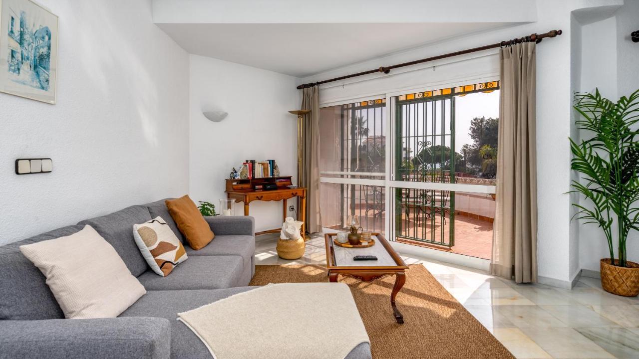 Stunning Calahonda Duplex With Terrace And Pool By Costarentals - Ref 190 Apartment