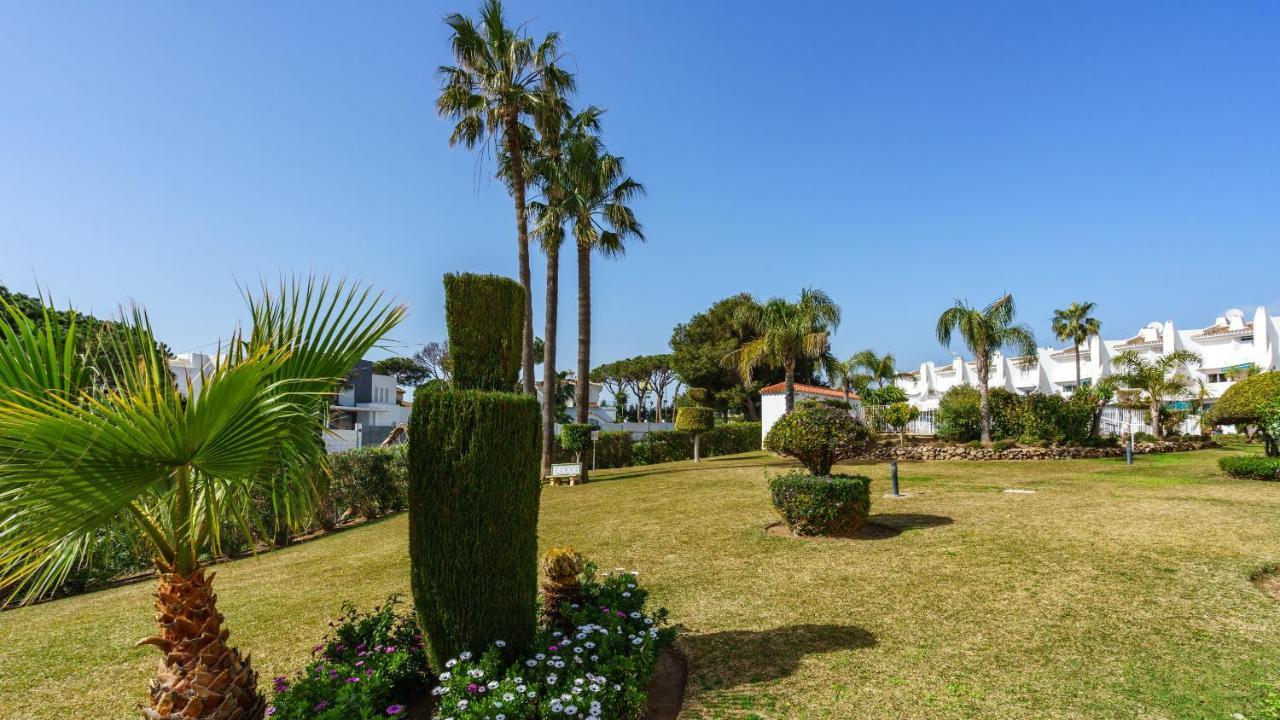 Appartement Stunning Calahonda Duplex With Terrace And Pool By Costarentals - Ref 190 *