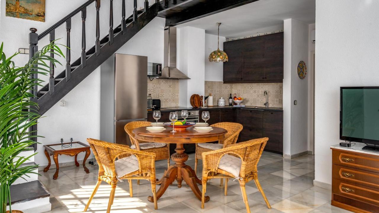 Stunning Calahonda Duplex With Terrace And Pool By Costarentals - Ref 190 * Sitio de Calahonda