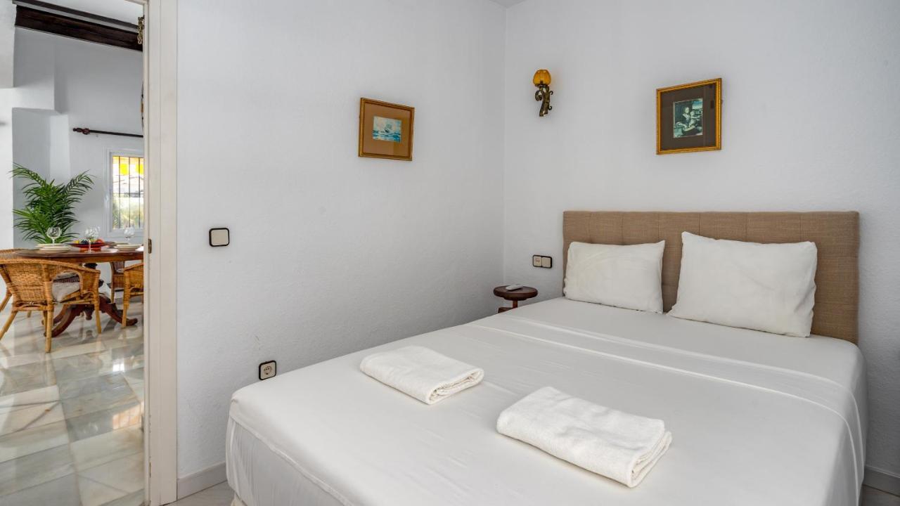 Stunning Calahonda Duplex With Terrace And Pool By Costarentals - Ref 190 Apartamento